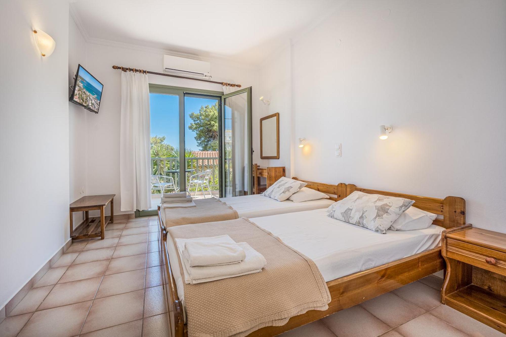 123 Soleil Studios Agia Marina  Exterior foto